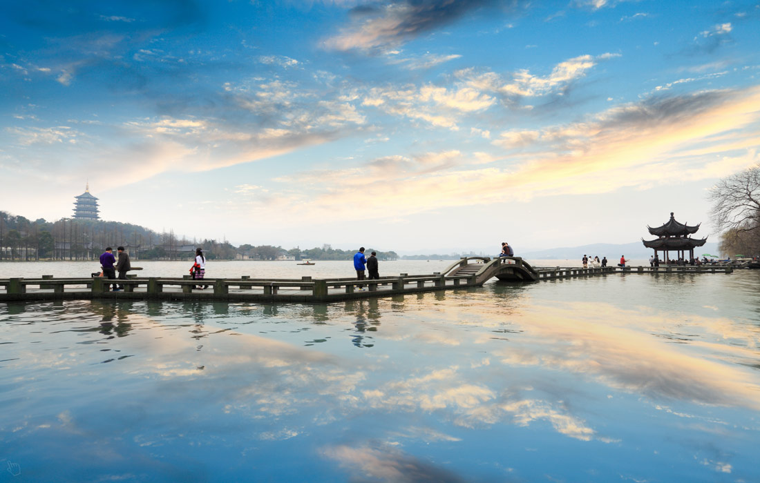 Optional image title goes here